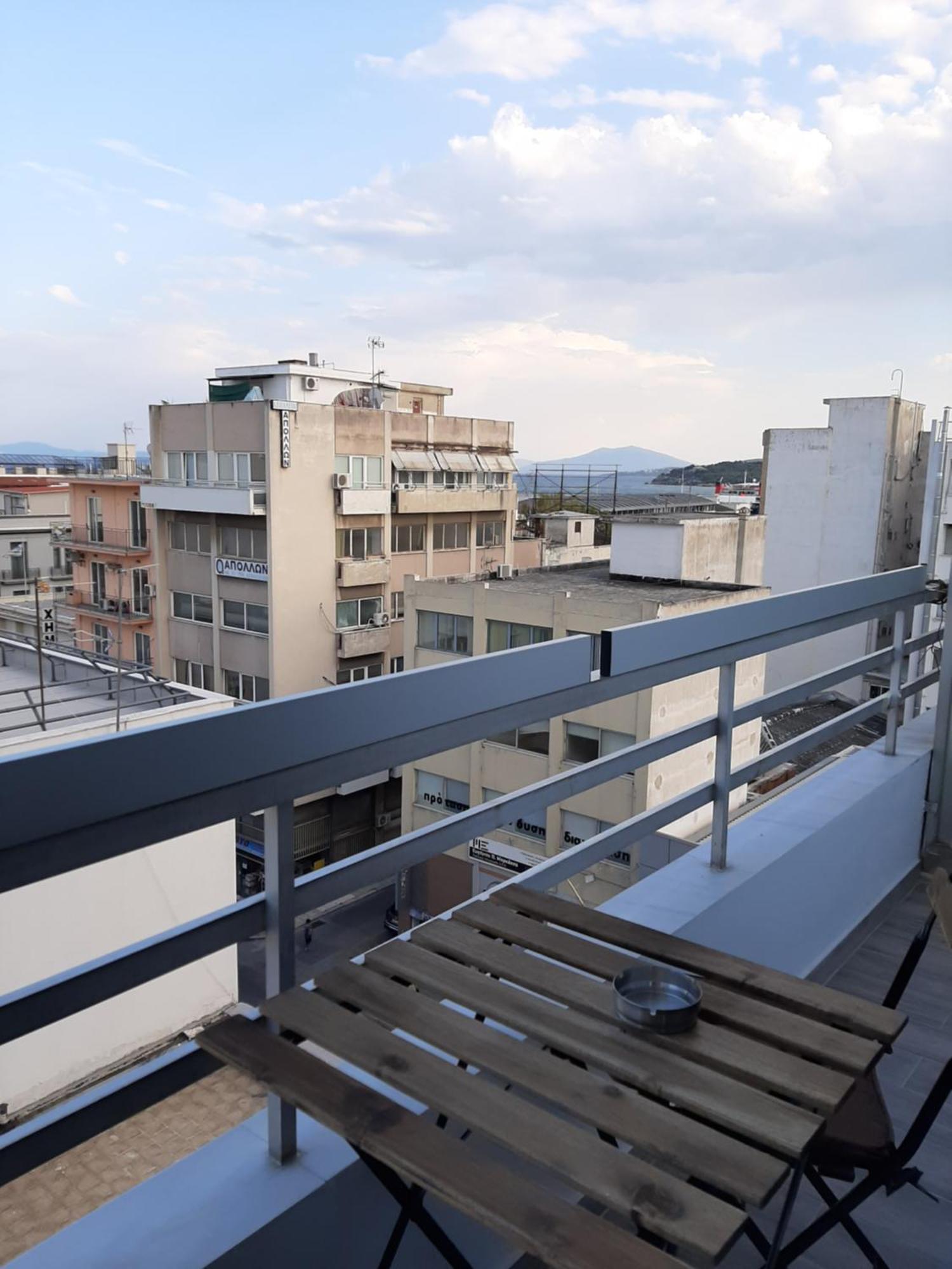Central Mark Loft ヴォロス エクステリア 写真